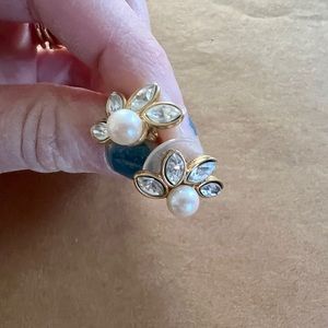 Beautiful earrings with imitation pearls